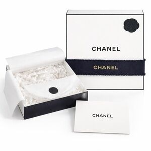 CHANEL Gift Box Set Large White Box + Ribbon + Card Authentic Packaging New